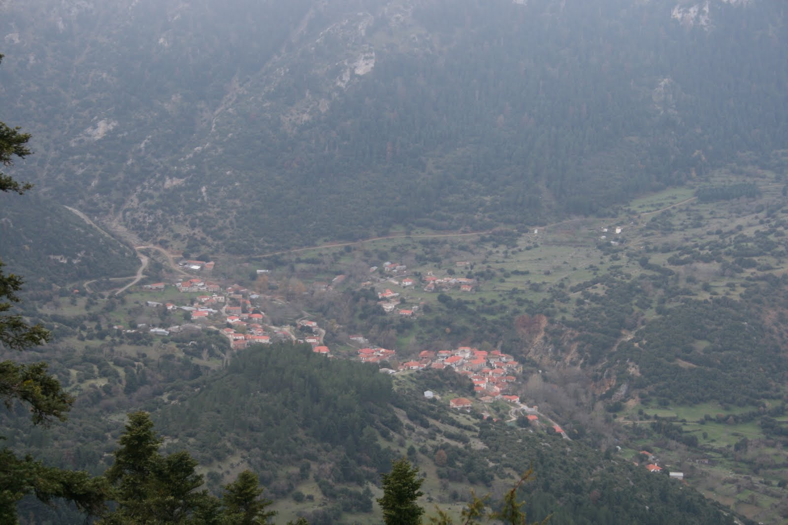 Άποψη του Ματίου από την κορυφή Γκριμπίνι